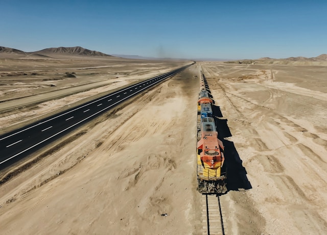 trains dans le désert